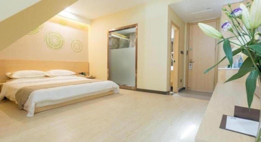 Greentree Inn Suzhou Taicang City Liuhe Town Tinghai Road Express Hotel Exterior foto